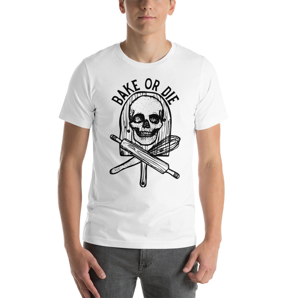 BellavanceInk: Bake Or Die Skull And Crossbones Short Sleeve T-Shirt
